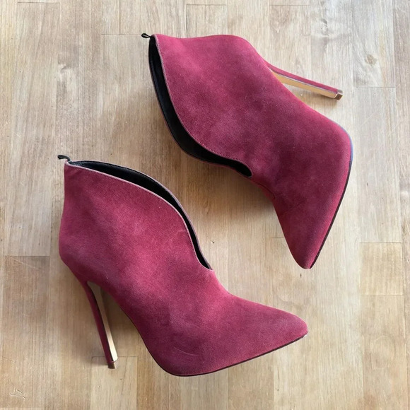 FOREVER 21 Red Maroon Faux Suede Point Toe High Heel Stiletto Ankle Booties 5.5 - Picture 1 of 11